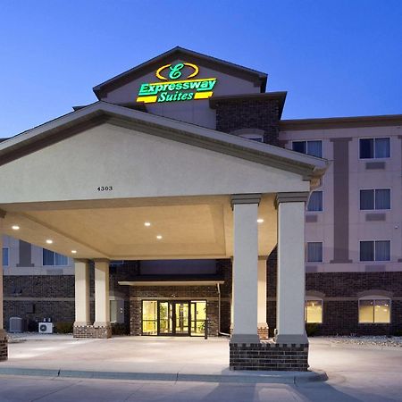 Expressway Suites Fargo Eksteriør billede